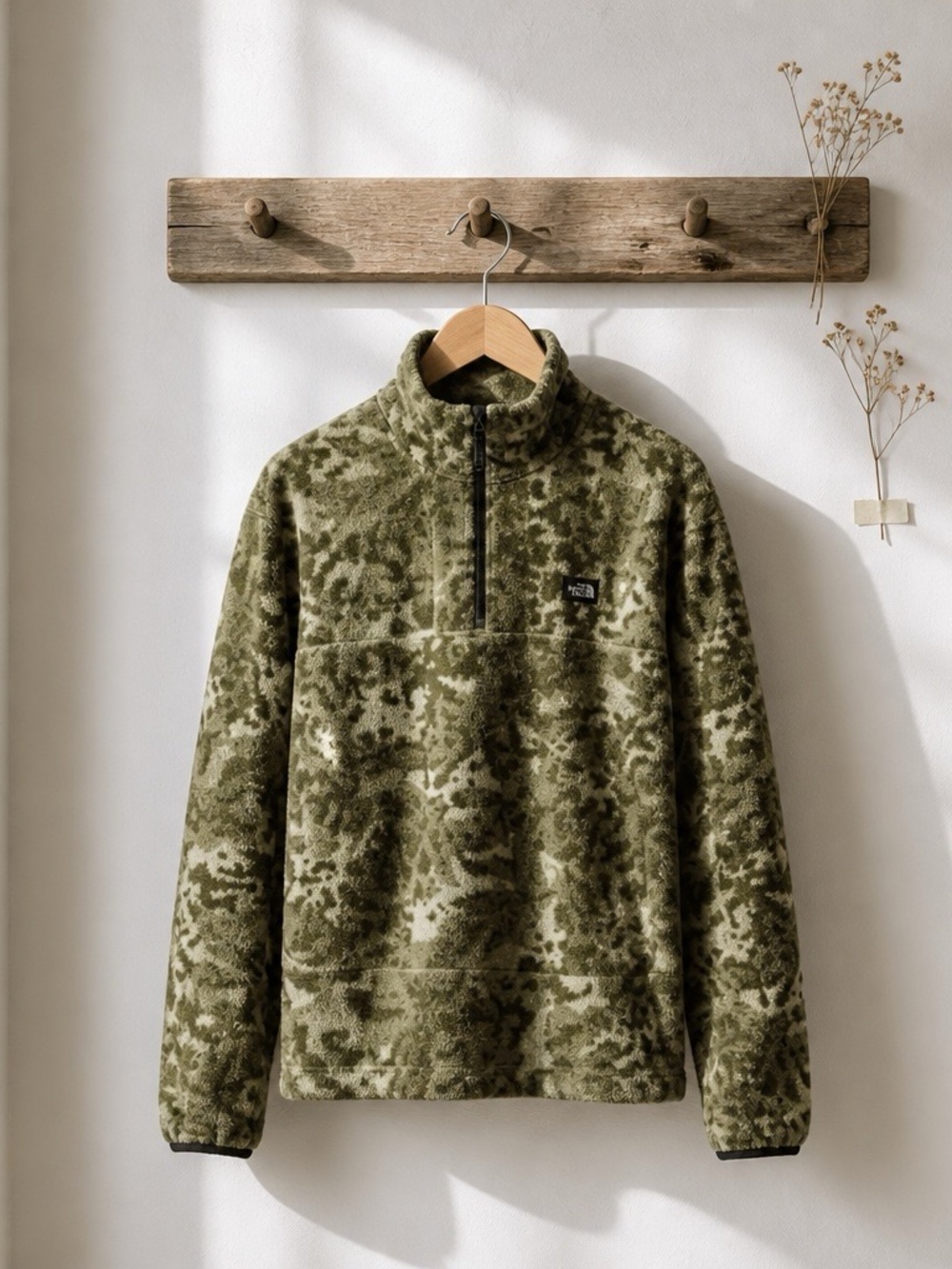 Mountain Hardwear Women's HiCamp Printed Pullover - XL - Green